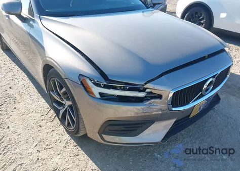 2019 Volvo S60 T5 Momentum из США, поврежденный, VIN 7JR102FK2KG010159